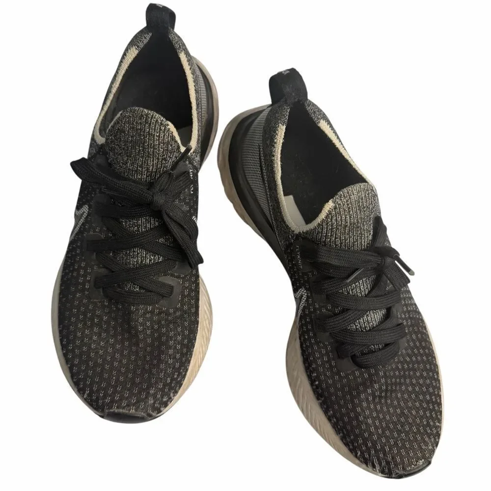 Nike Women's React Infinity Run Flyknit sneakers size 8